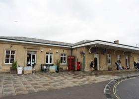 Chippenham Station