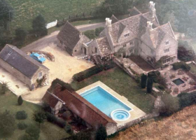 Owners of historic Wiltshire farmhouse want to bring back swimming pool